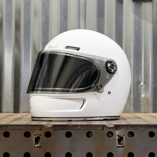 Легко тонированный плоский визор Biltwell для шлемов GRINGO S / SV - R22.06 - 1114-108