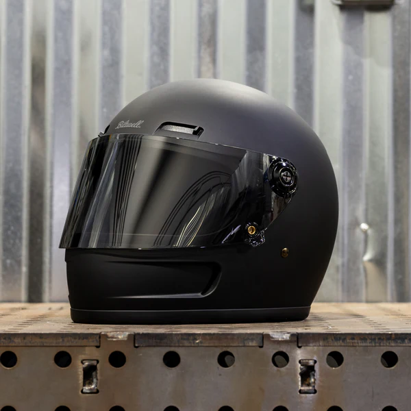 Легко тонированный плоский визор Biltwell для шлемов GRINGO S / SV - R22.06 - 1114-108