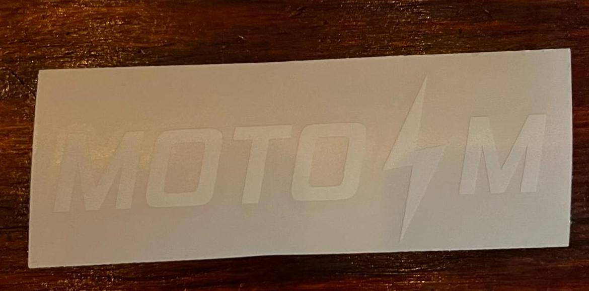 Наклейка Мото-М  - белая 