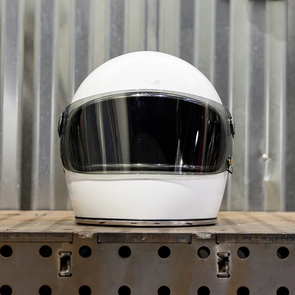 Легко тонированный плоский визор Biltwell для шлемов GRINGO S / SV - R22.06 - 1114-108