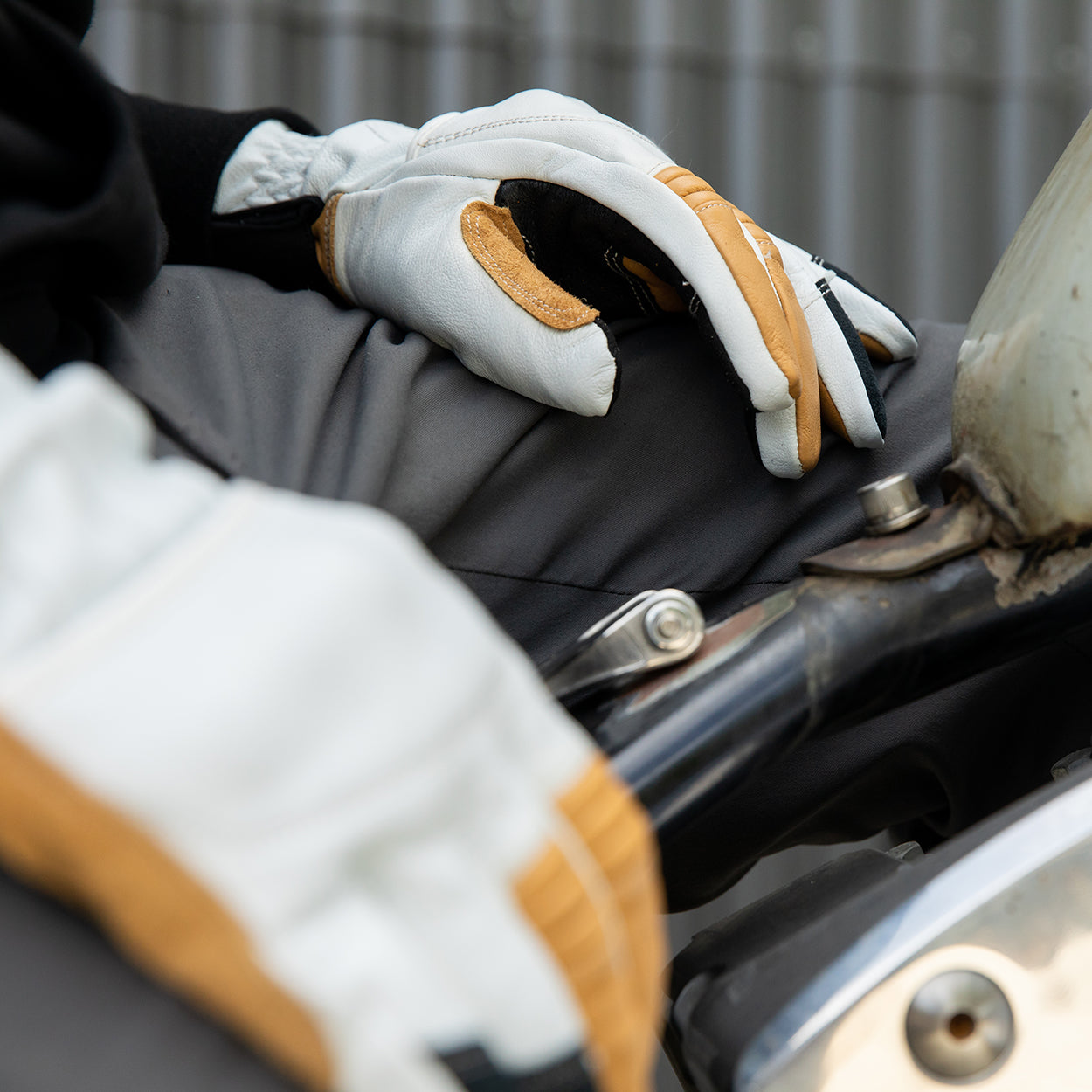 Перчатки Biltwell - Belden - белые - размер S - 1505-0409-302