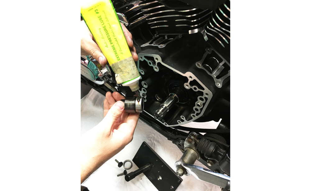 FEULING подшипники распредвалов для TC 07-17 а так же 06 Dyna арт:2077