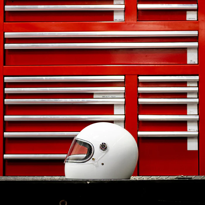 Шлем Biltwell GRINGO S ECE R22.06 - белый глянец - размер S - 1003-104-502