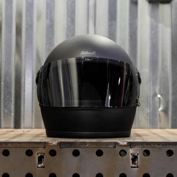 Легко тонированный плоский визор Biltwell для шлемов GRINGO S / SV - R22.06 - 1114-108