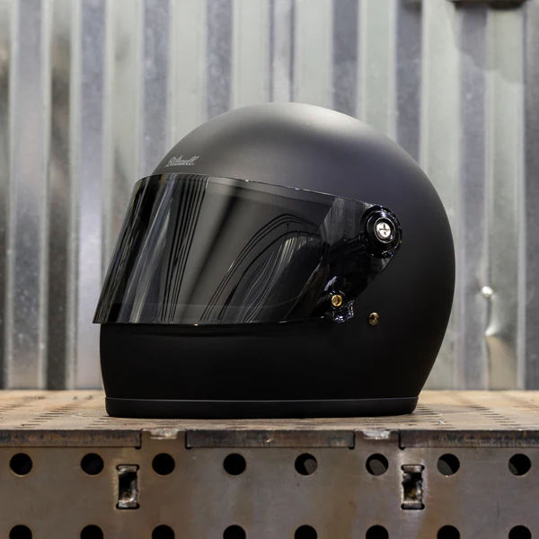 Легко тонированный плоский визор Biltwell для шлемов GRINGO S / SV - R22.06 - 1114-108