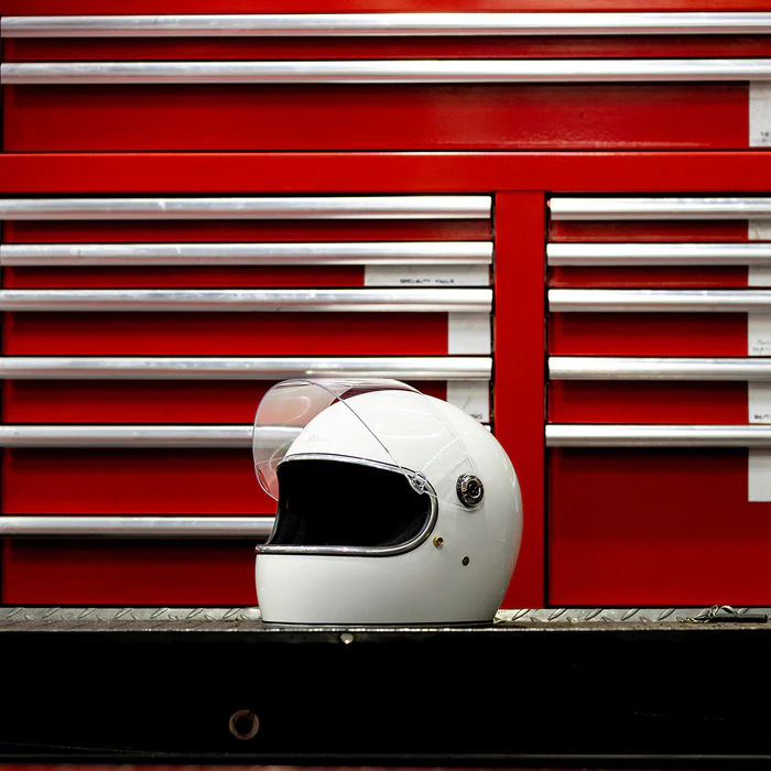 Шлем Biltwell GRINGO S ECE R22.06 - белый глянец - размер S - 1003-104-502