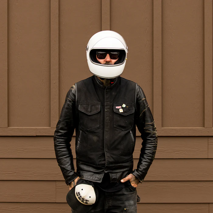 Шлем Biltwell GRINGO S ECE R22.06 - белый глянец - размер S - 1003-104-502