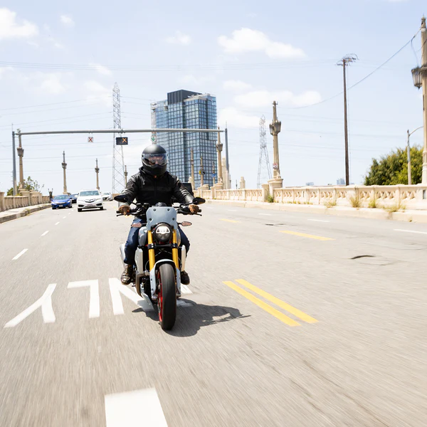 Шлем Biltwell Lane Splitter ECE R22.06 - черный матовый - размер XL - 1004-201-505, 0101-16714