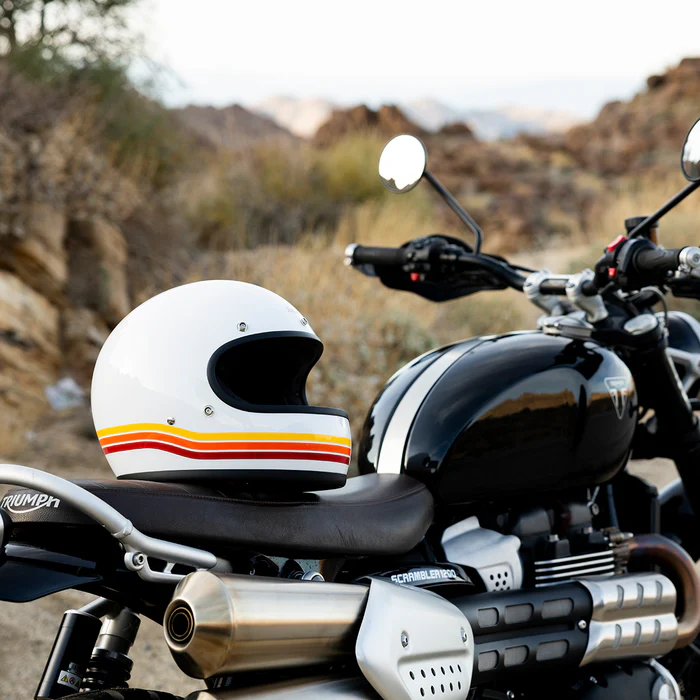 Шлем Biltwell Gringo ECE R22.06 - белый глянец с полосами - размер M - 0101-18364, 1002-591-503