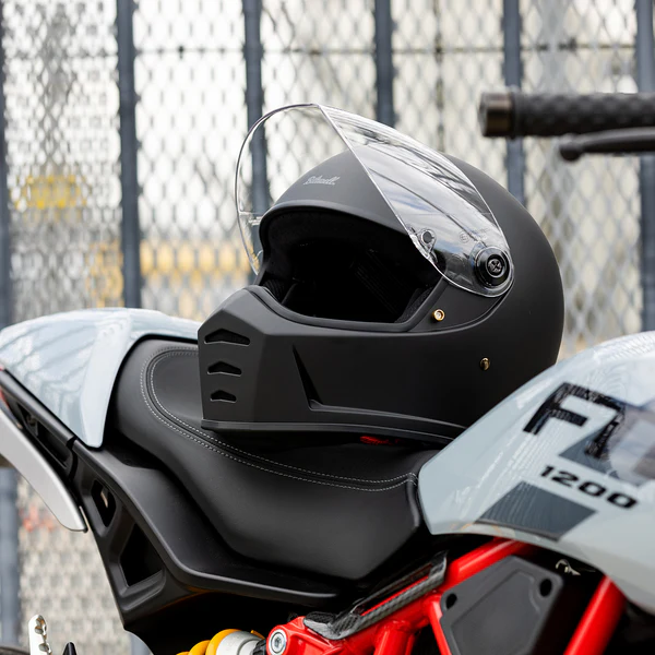 Шлем Biltwell Lane Splitter ECE R22.06 - черный матовый - размер XL - 1004-201-505, 0101-16714