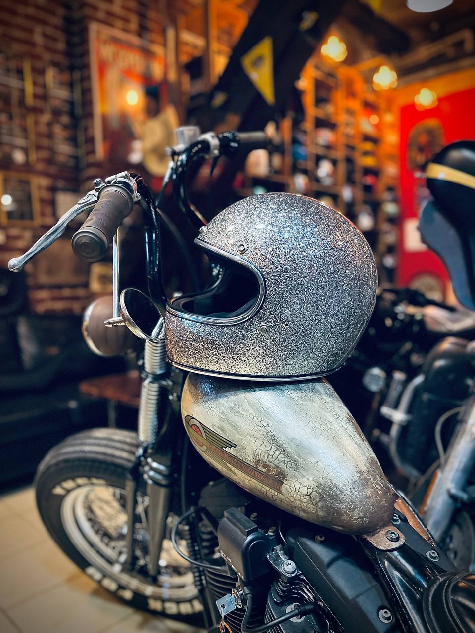 Шлем Biltwell Gringo - серебрянные флейки - размер XL - 0101-11436, 1002-405-505