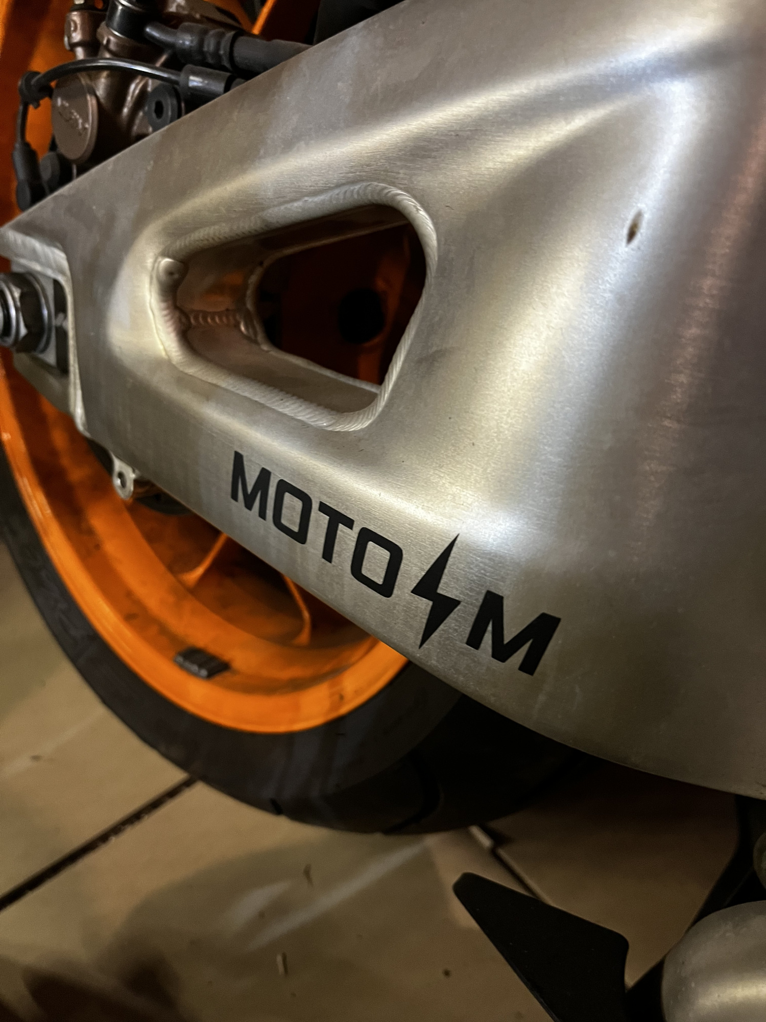 Наклейка Мото-М  - черная